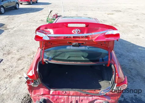 2011 Toyota Corolla S z USA, uszkodzony, nr VIN 2T1BU4EE3BC715291